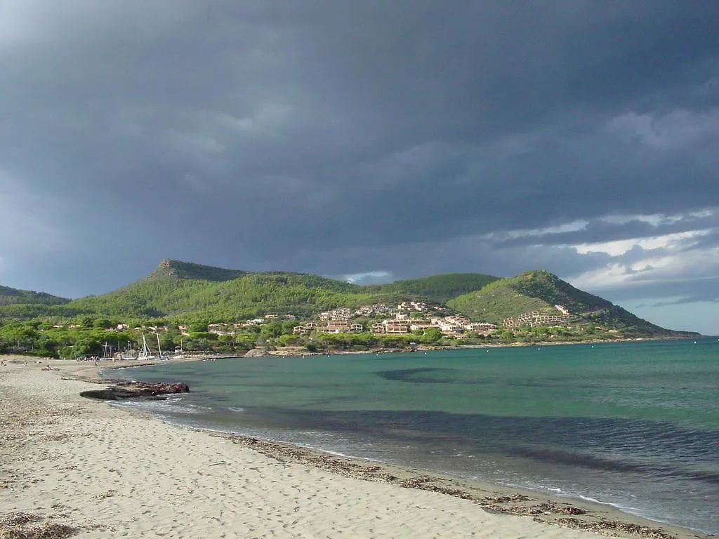 Posidonia Holiday Home Villaputzu 0*,